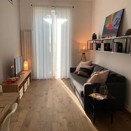 The Quality Apartment Napoli Exterior photo